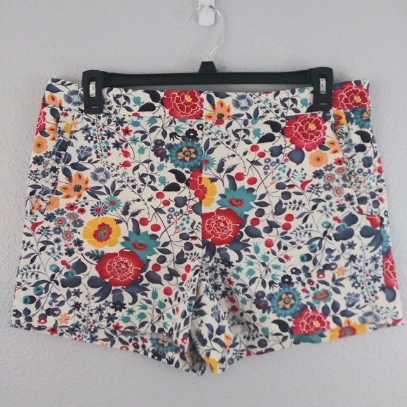 loft Pants - Loft Floral Shorts